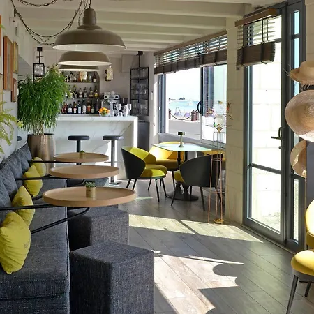 Le General D'elbee & - Teritoria מלון 4*